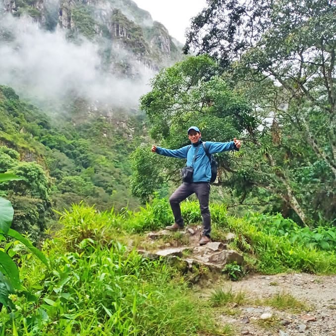 El Camino Inca: Un Viaje Sagrado al Corazón de los Andes 🏔️✨